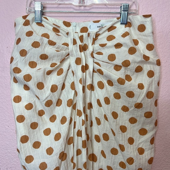 Mango Polka-Dot Pleated Skirt. Size M - Picture 3 of 11